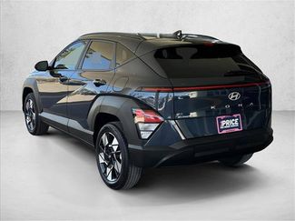 Used 2025 Hyundai Kona SEL AWD/4WD video 3