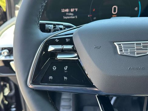 New 2026 Cadillac Lyriq Premium Luxury w/ LPO, Floor Liner Package image 15