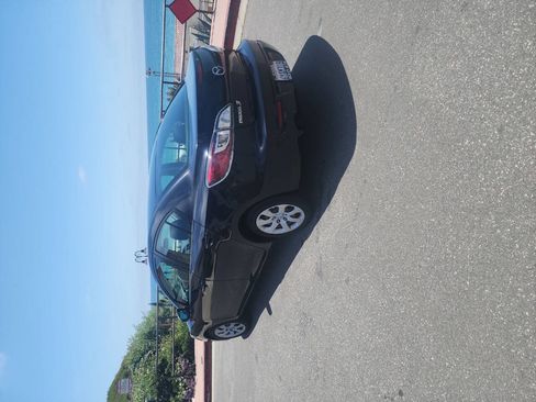 Used 2013 MAZDA MAZDA3 i SV w/ Convenience Pkg FWD image 7
