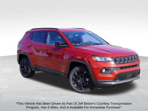 New 2025 Jeep Compass Latitude w/ Sun & Sound Group AWD/4WD image 1