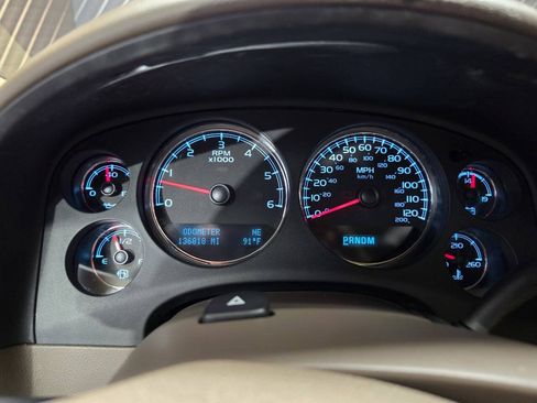 Used 2014 GMC Yukon XL SLT RWD image 17
