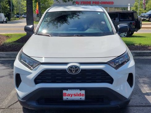 Certified 2022 Toyota RAV4 LE AWD/4WD image 3