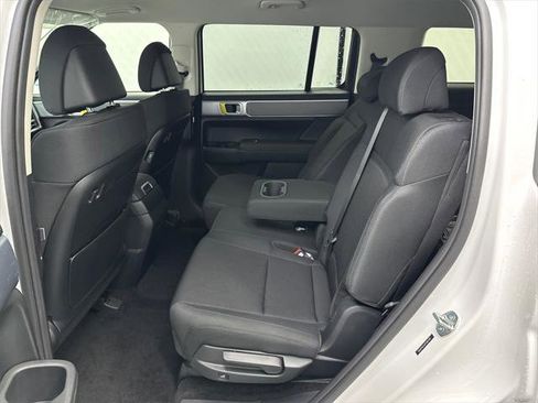 New 2026 Hyundai Santa Fe SE image 21