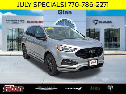 Used 2022 Ford Edge SE w/ Black Appearance Package