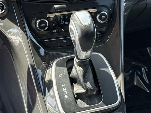 Used 2014 Ford Escape Titanium w/ Equipment Group 401A AWD/4WD image 23