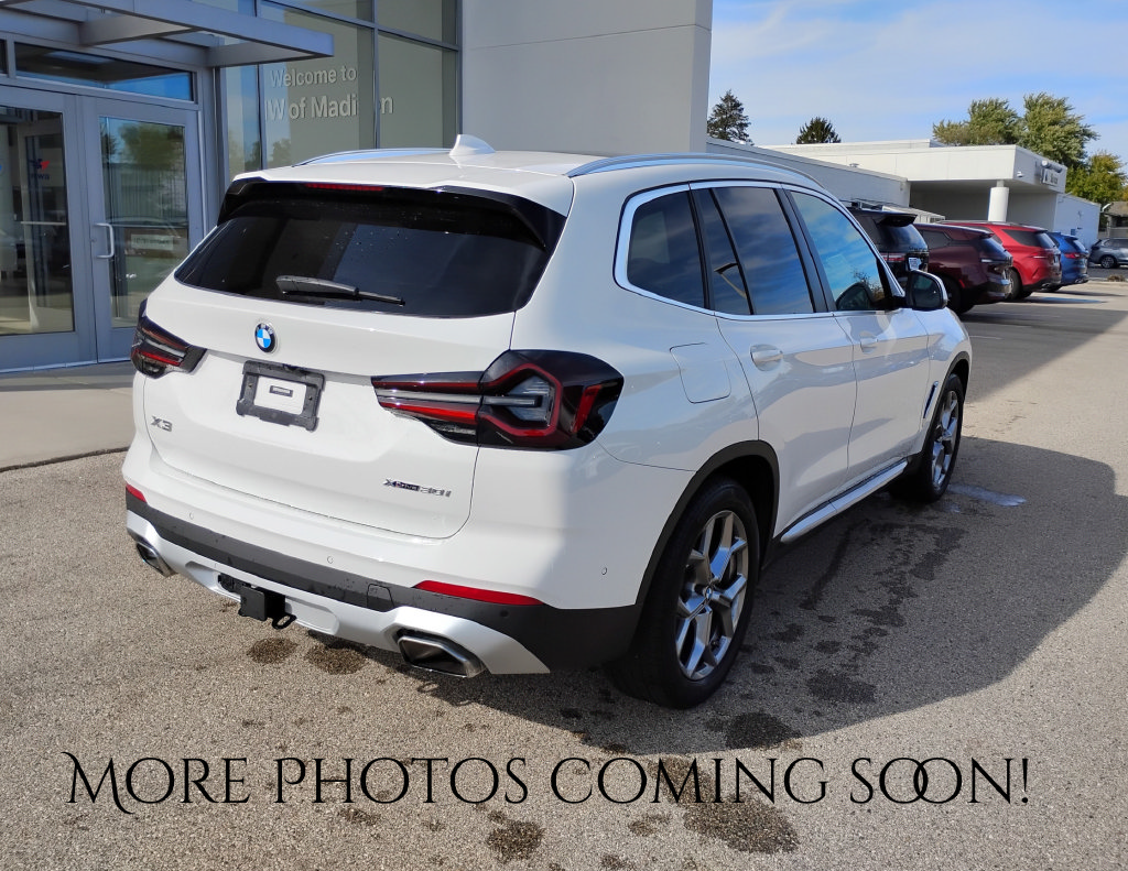 Used 2023 BMW X3 xDrive30i w/ Premium Package AWD/4WD image 4
