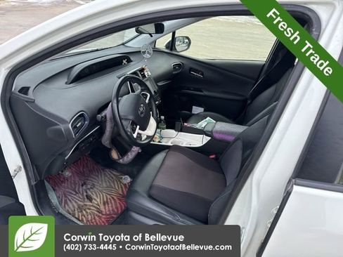 Used 2016 Toyota Prius Four Touring image 11