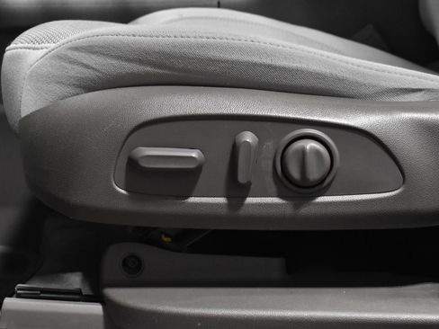 Used 2020 Chevrolet Traverse LT w/ LPO, Floor Liner Package image 6