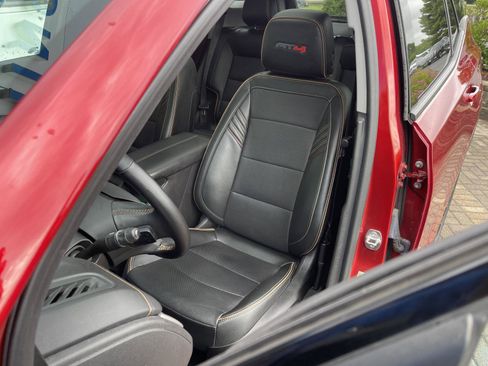 Used 2024 GMC Terrain AT4 w/ Infotainment Package II AWD/4WD image 16