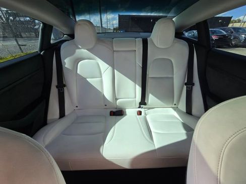 Used 2021 Tesla Model 3 Standard Range Plus RWD image 19