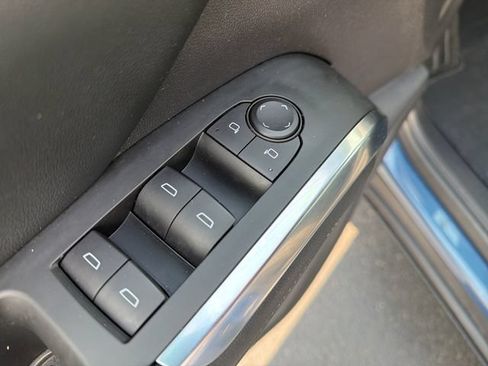 Used 2024 Chevrolet Traverse LS FWD image 14