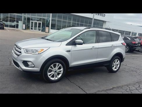 Used 2018 Ford Escape SEL AWD/4WD image 4