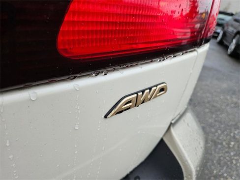 Used 2003 Subaru Outback H6 L.L. Bean Edition image 10