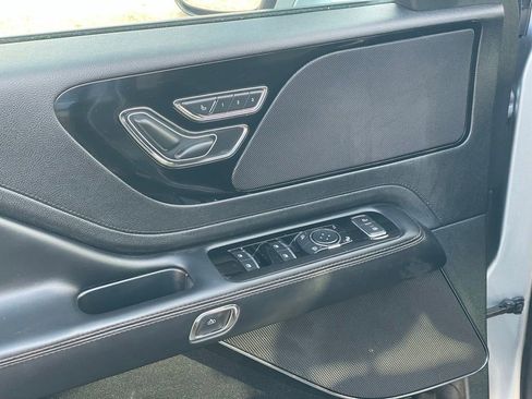 Used 2023 Lincoln Aviator AWD w/ Premium Package image 12