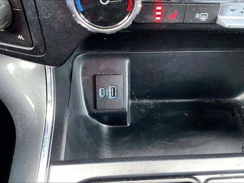 Used 2022 Ford F150 XLT w/ Equipment Group 302A High image 18