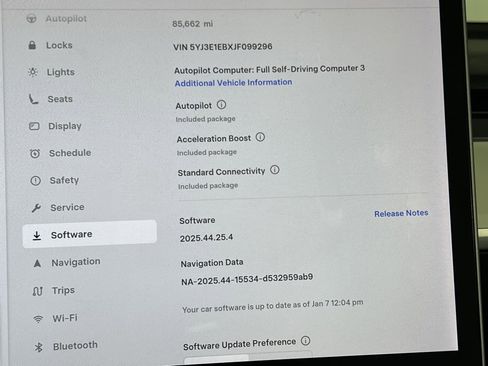 Used 2018 Tesla Model 3 Long Range image 14