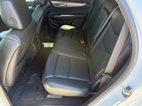 Used 2017 Cadillac XT5 Premium Luxury FWD image 11