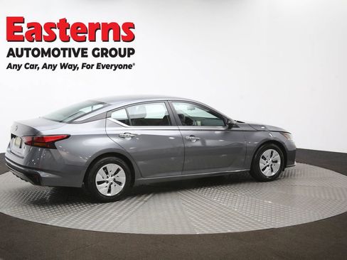 Used 2024 Nissan Altima 2.5 S image 42