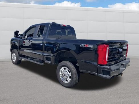 Used 2026 Ford F250 XL w/ STX Appearance Package AWD/4WD image 3
