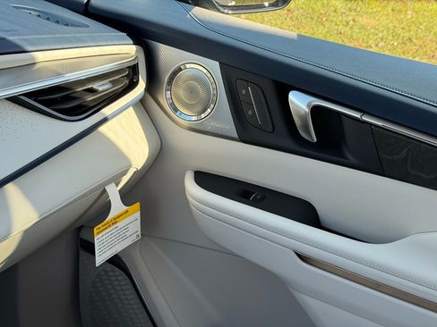 New 2026 Buick Enclave Avenir image 35