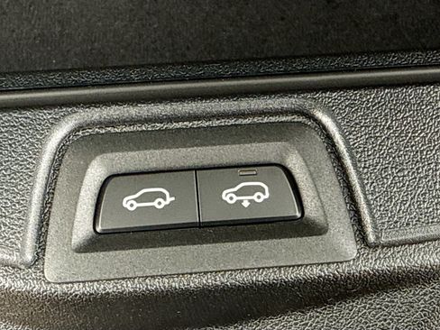 New 2026 BMW X7 xDrive40i w/ M Sport Package image 13