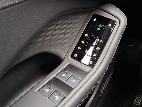 Used 2025 Audi A5 2.0T Premium w/ Convenience Package image 23