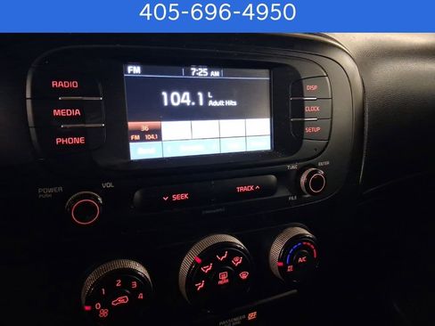 Used 2019 Kia Soul image 18