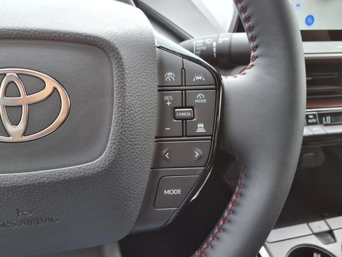 Certified 2026 Toyota Prius Plug-In Hybrid FWD image 25