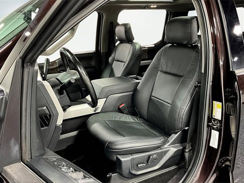 Used 2019 Ford F250 Lariat w/ FX4 Off-Road Package image 21