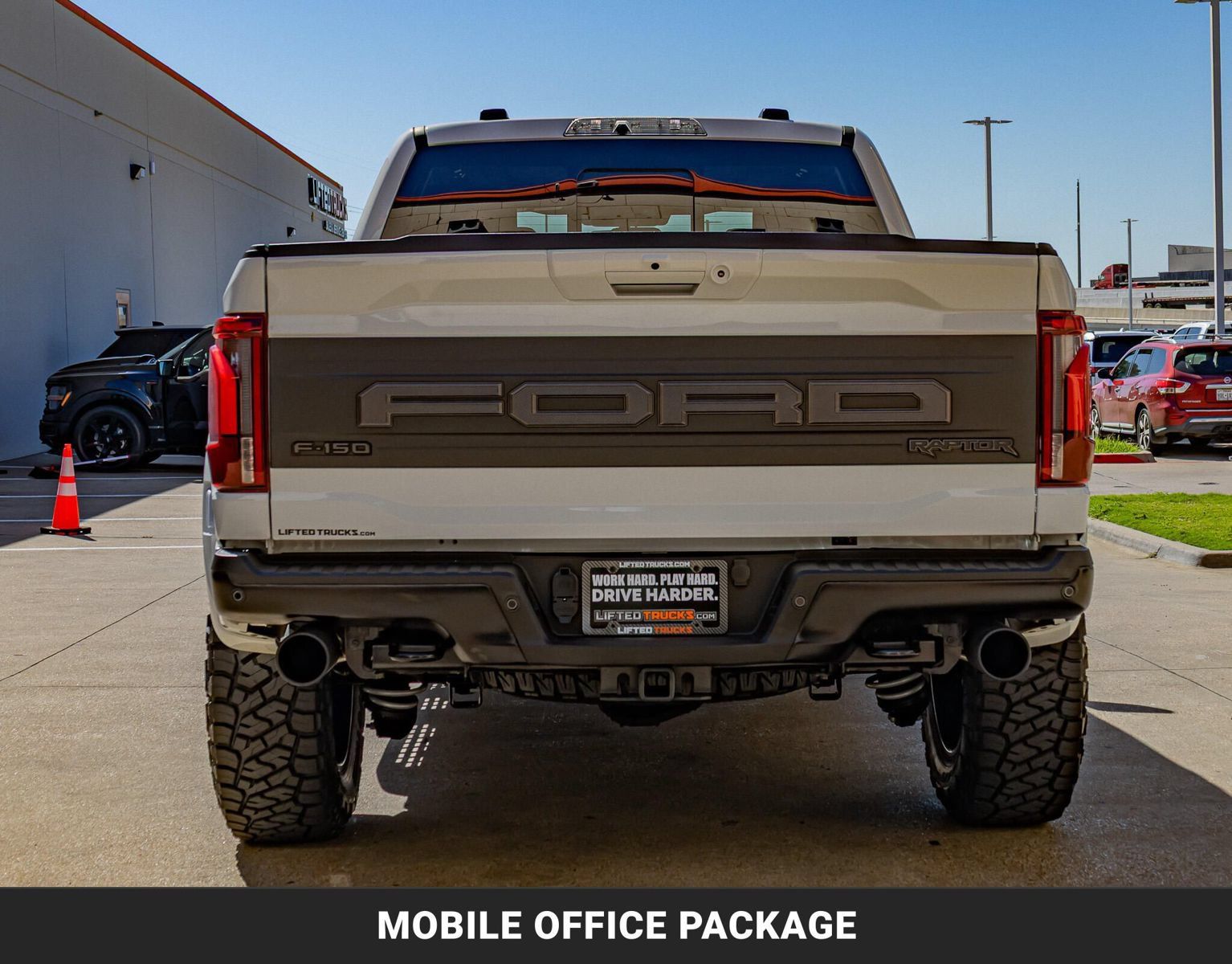Used 2025 Ford F150 Raptor AWD/4WD image 8