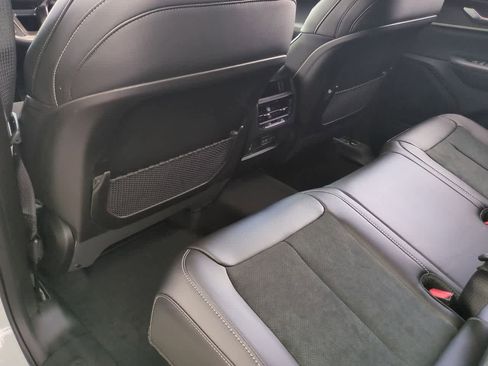New 2026 Jeep Grand Cherokee Altitude AWD/4WD image 19