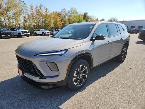 New 2026 Buick Enclave Sport Touring w/ Power Package image 5