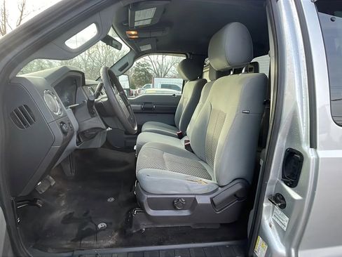 Used 2012 Ford F250 XLT w/ Snow Plow Prep Pkg image 14