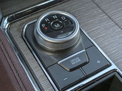 Used 2023 Ford Expedition Max Limited image 26