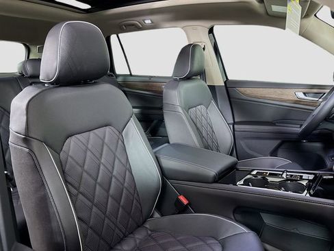New 2026 Volkswagen Atlas SEL Premium R-Line AWD/4WD image 31