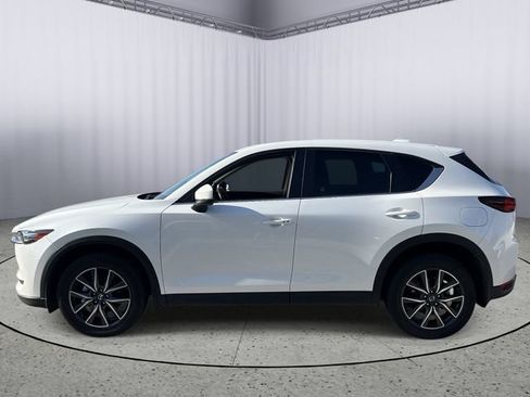 Used 2018 MAZDA CX-5 Touring w/ Preferred Equipment Package FWD image 3