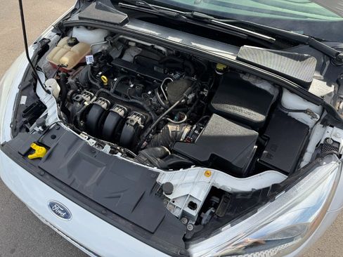 Used 2016 Ford Focus SE FWD image 21