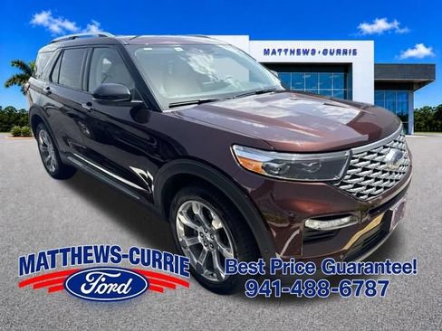 Used 2020 Ford Explorer Platinum w/ Premium Technology Package AWD/4WD image 3