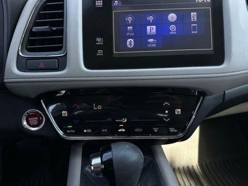 Used 2016 Honda HR-V EX image 17
