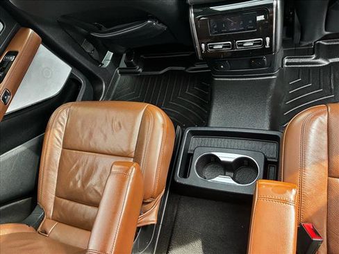 Used 2021 Lincoln Aviator Reserve w/ Equipment Group 201A image 23