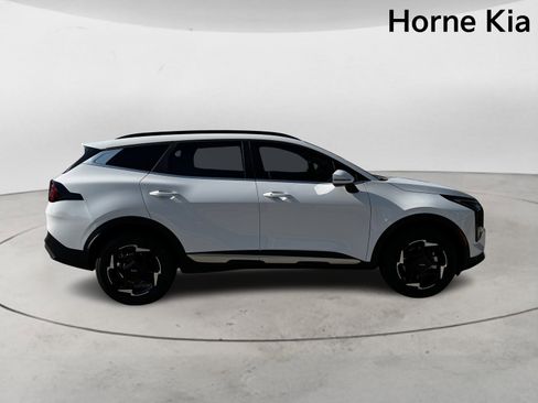 New 2026 Kia Sportage EX w/ EX Panorama Roof Package image 3