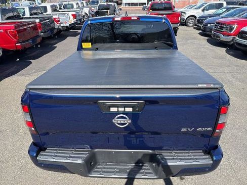 Used 2022 Nissan Frontier SV w/ Technology Package AWD/4WD image 9