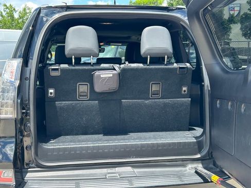 Used 2023 Lexus GX 460 AWD/4WD image 14