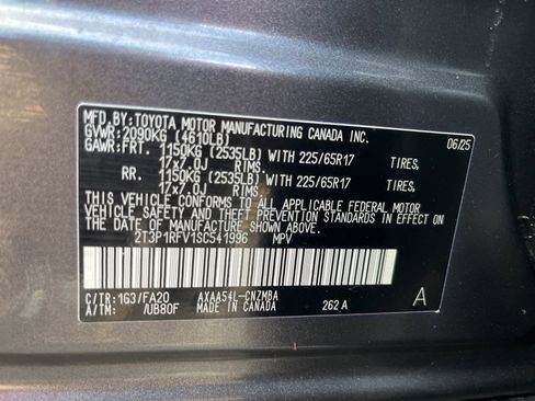 Used 2025 Toyota RAV4 XLE w/ Convenience Package image 82