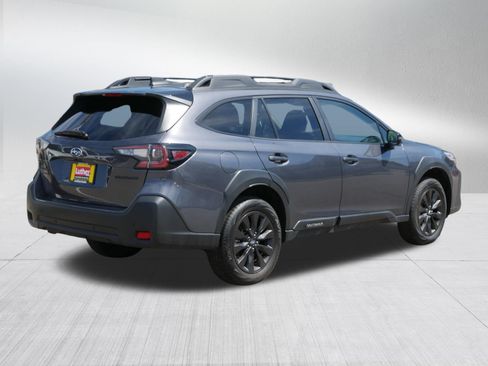 Used 2025 Subaru Outback Onyx Edition AWD/4WD image 7
