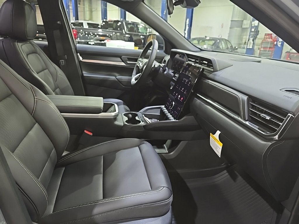 New 2027 GMC Terrain Elevation w/ Elevation Premium Package AWD/4WD image 10
