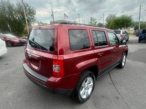 Used 2014 Jeep Patriot Sport w/ Power Value Group AWD/4WD image 4