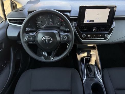 Used 2024 Toyota Corolla LE FWD image 12