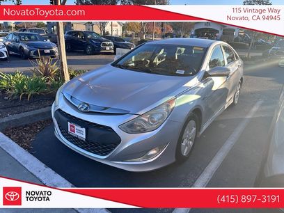 Used 2012 Hyundai Sonata Hybrid w/ Leather Pkg