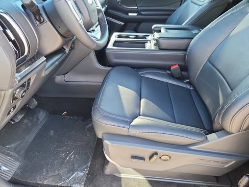 New 2026 Ford Expedition Max Platinum w/ Stealth Appearance Package image 7